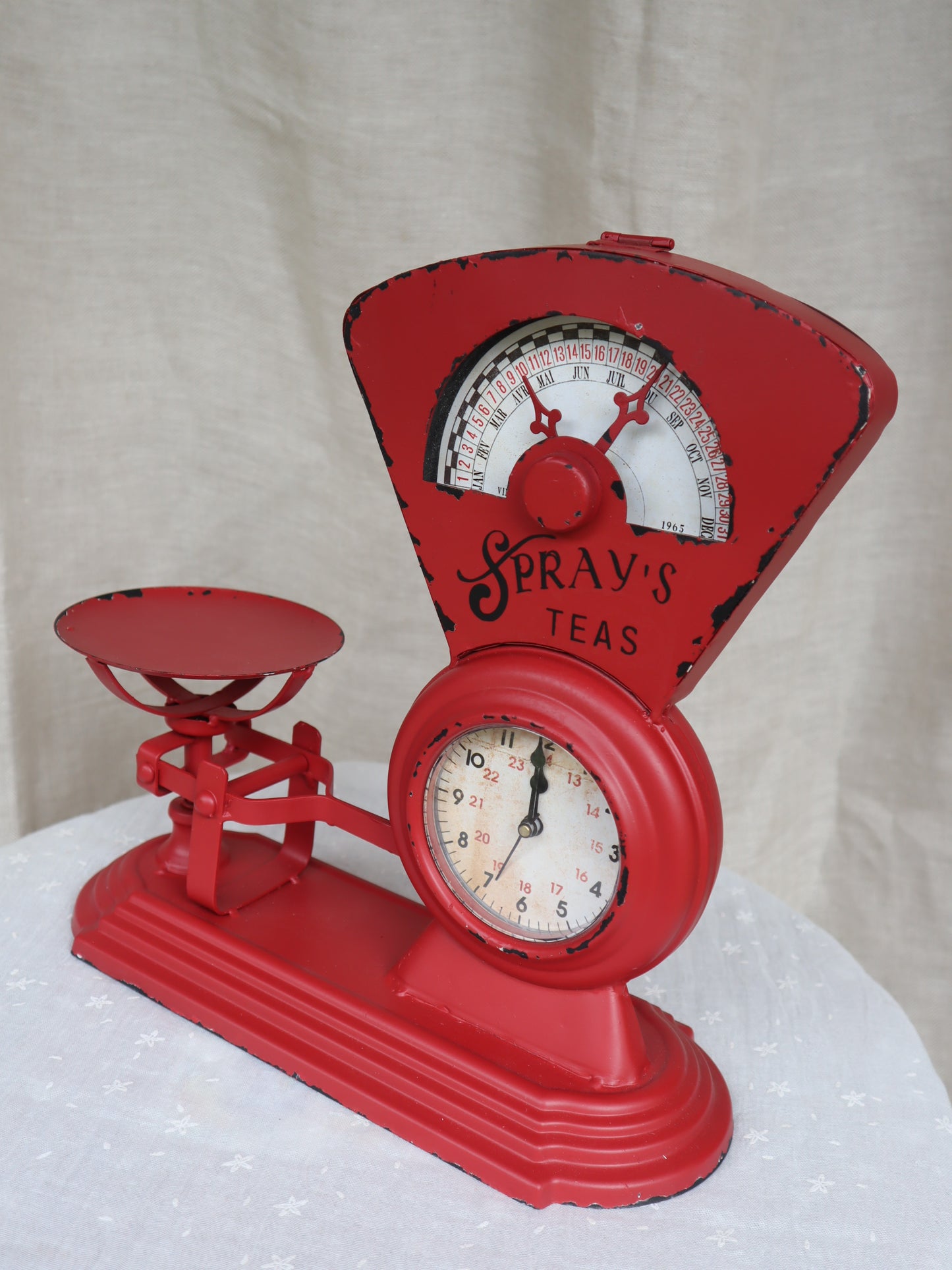 Horloge Balances Rouge