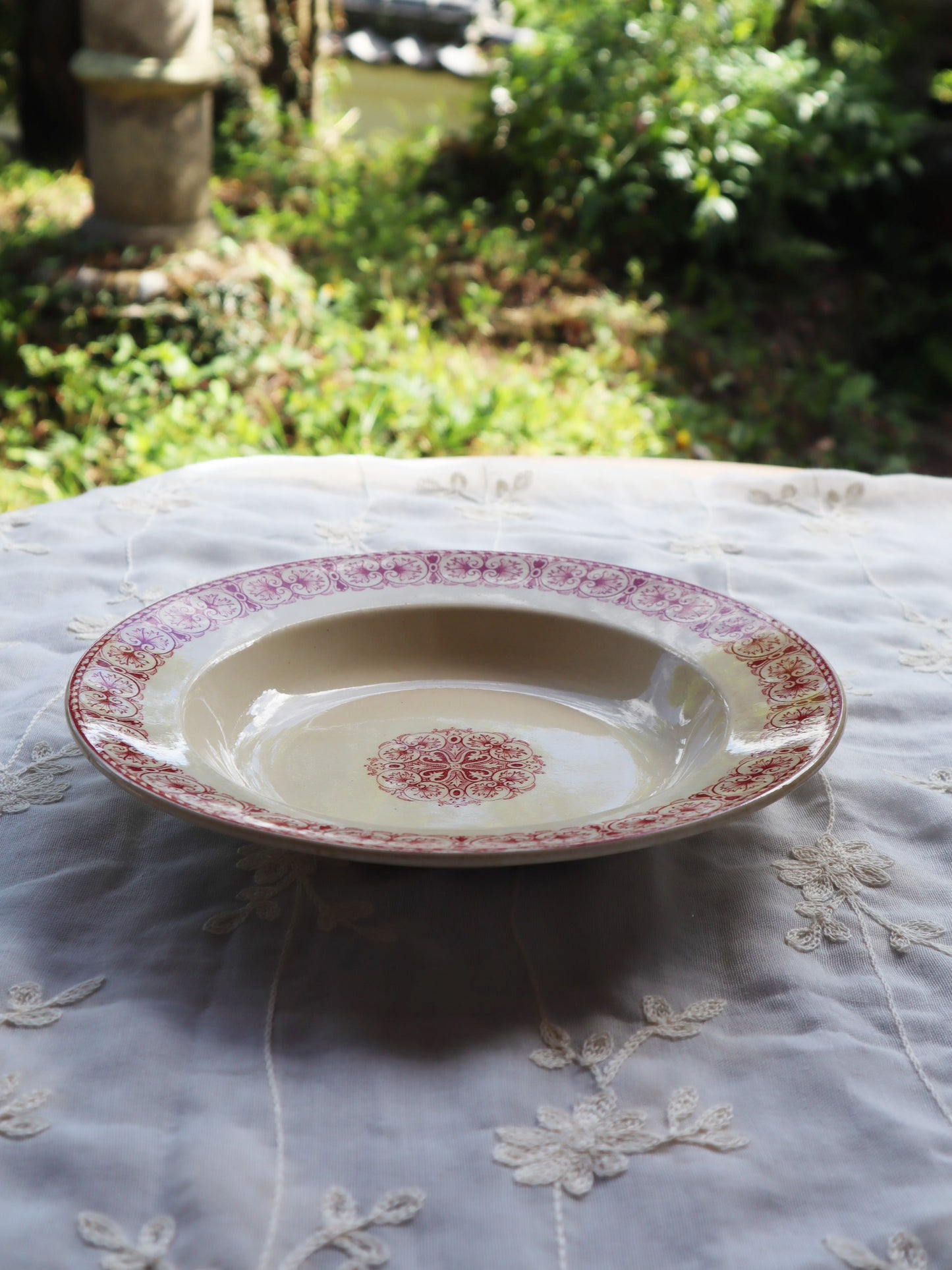 Terre de Fer JB.V assiette creuse F