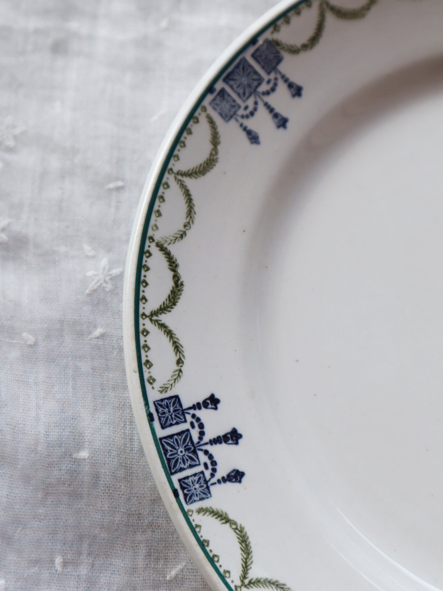 Saint-Amand assiette plate B