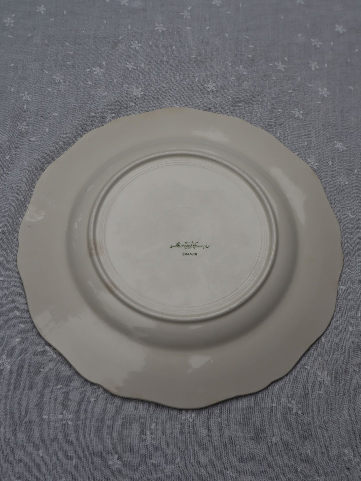 Assiette bord fleur Sarreguemines A-382