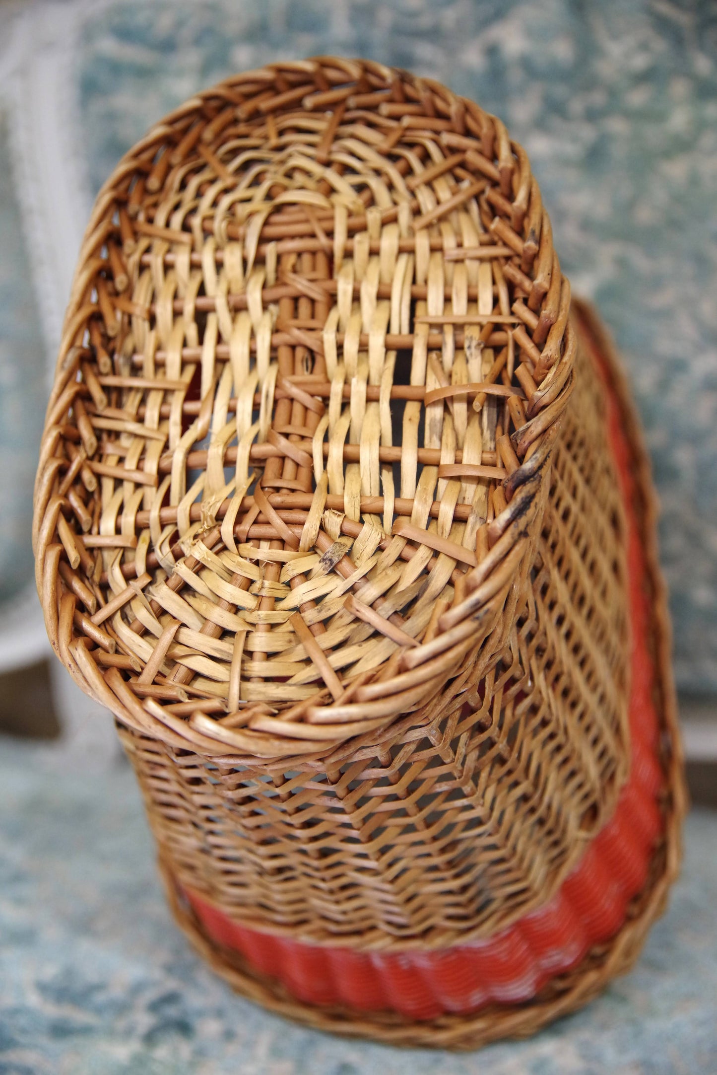 Panier ancien ligne rose