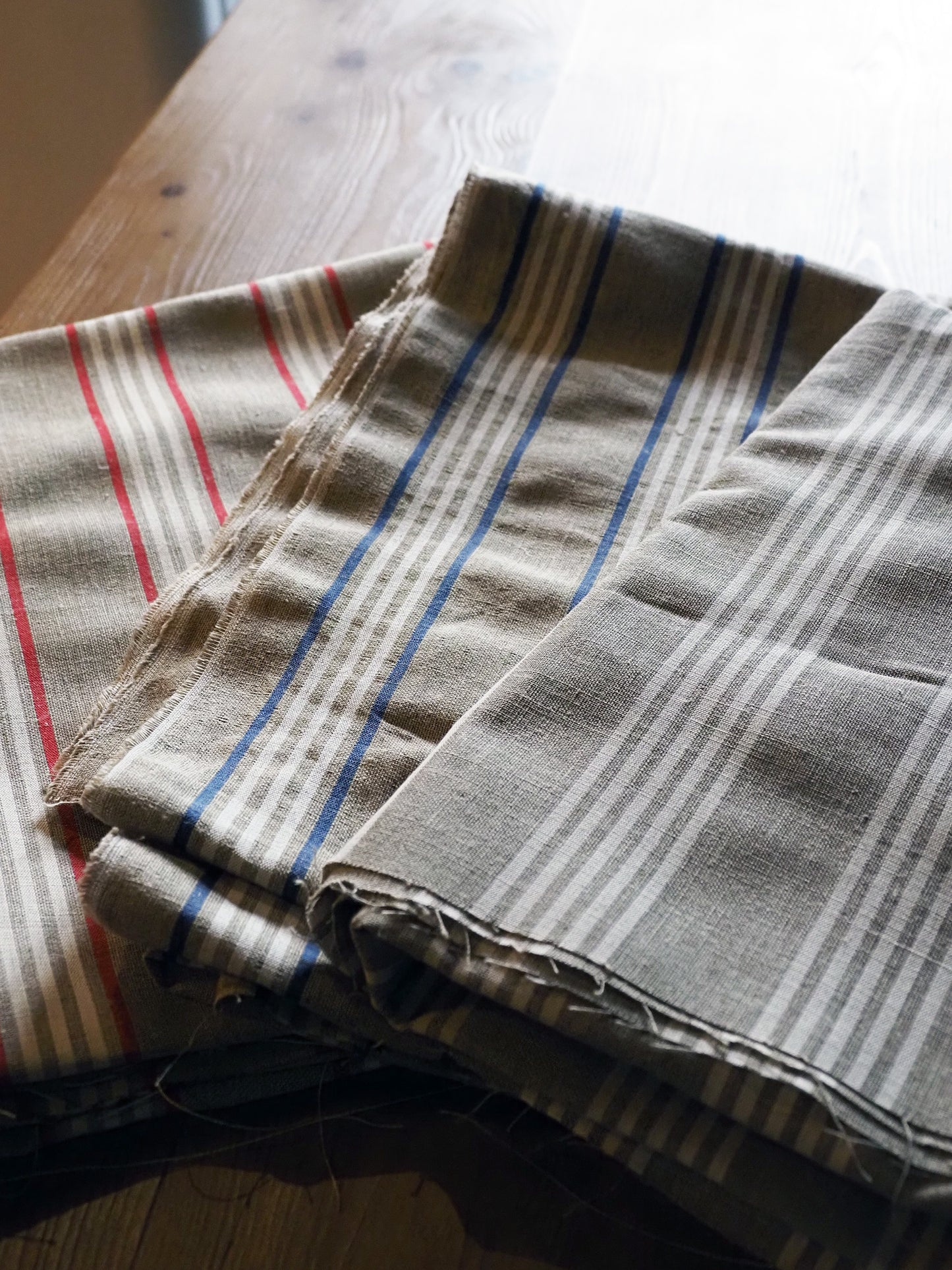 Tissu rayé blanc x blanc (2m)