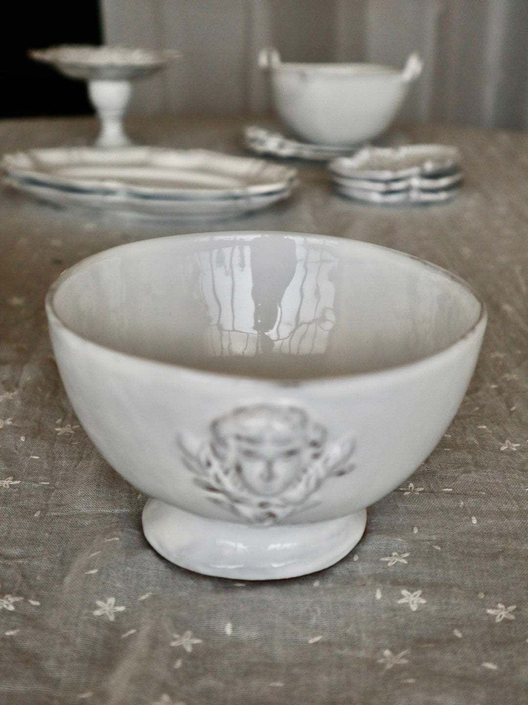 Mon Jules bowl on foot M