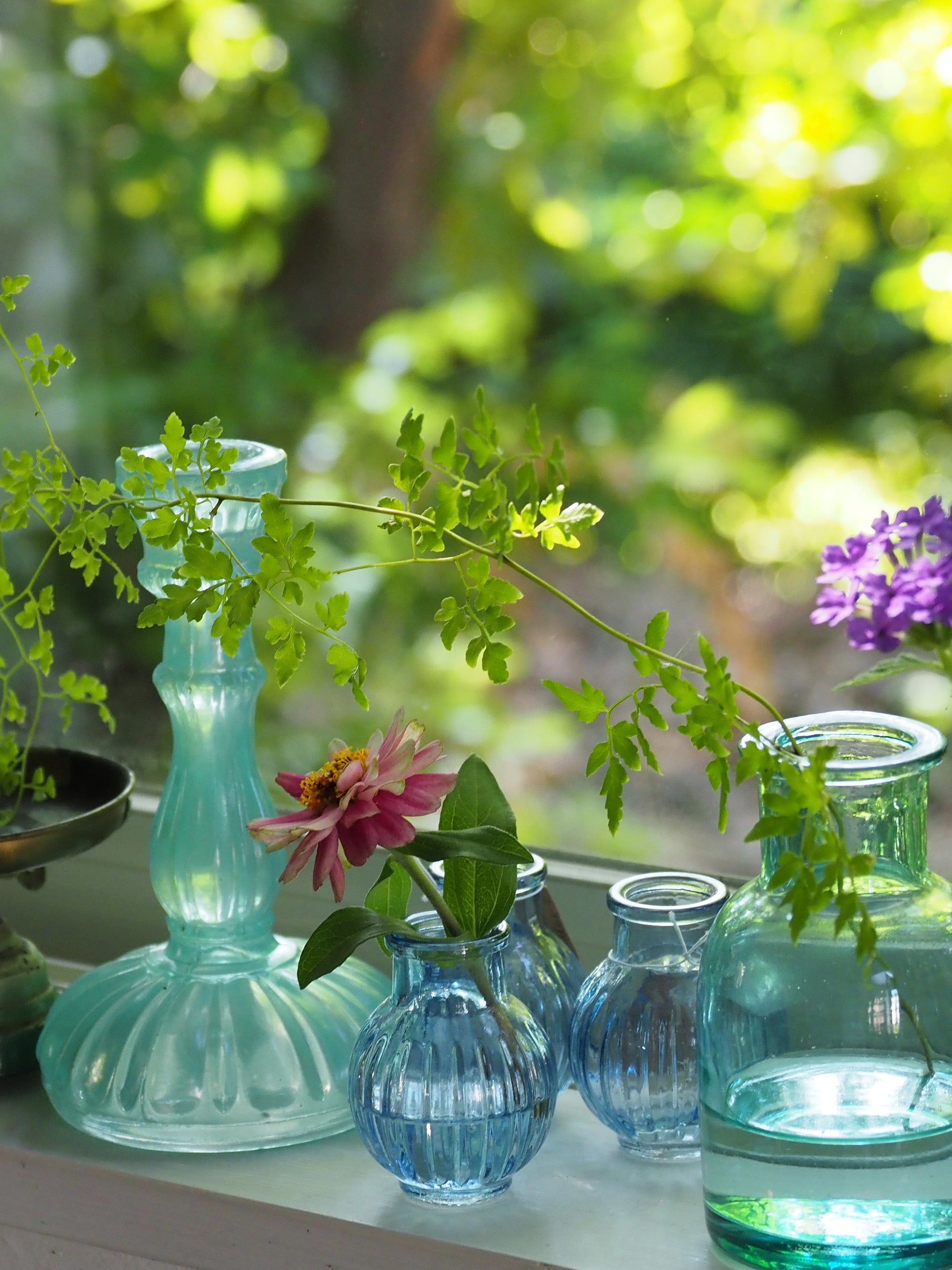 Juliy☆さん専用 フランス蚤の市。ヴィンテージ品。青い花模様の陶器花瓶 Petit vase Bleu – Les Bleuets